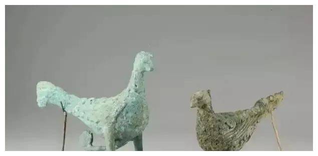 1990年，江西铁路施工时挖机怎么挖也挖不动，炸药一炸发现大棺材