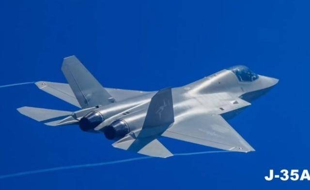 美军高官给歼-35泼脏水，外媒说了大实话：他害怕F-35卖不出去