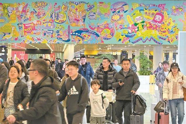 深圳：增调3500台出租车疏导北站凌晨抵深旅客