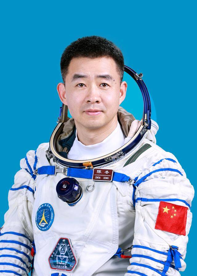 神二十乘组明天启程 有俩河南老乡
