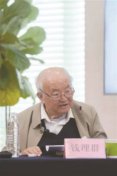 学界泰斗钱理群重新定义的“养老生活”是什么？