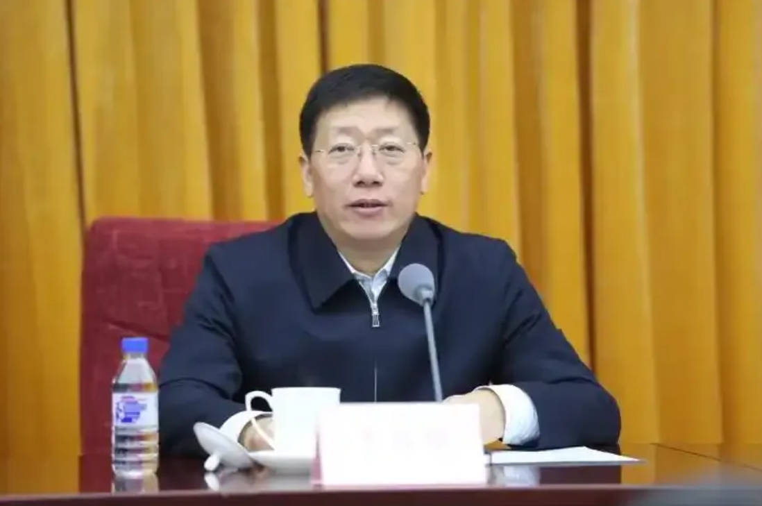 周一,中纪委连打“三虎”!